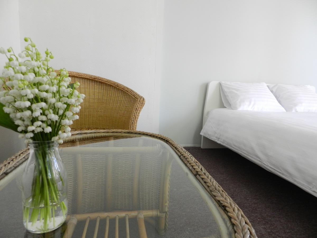 Good Mood Hotel Jūrkalne 外观 照片