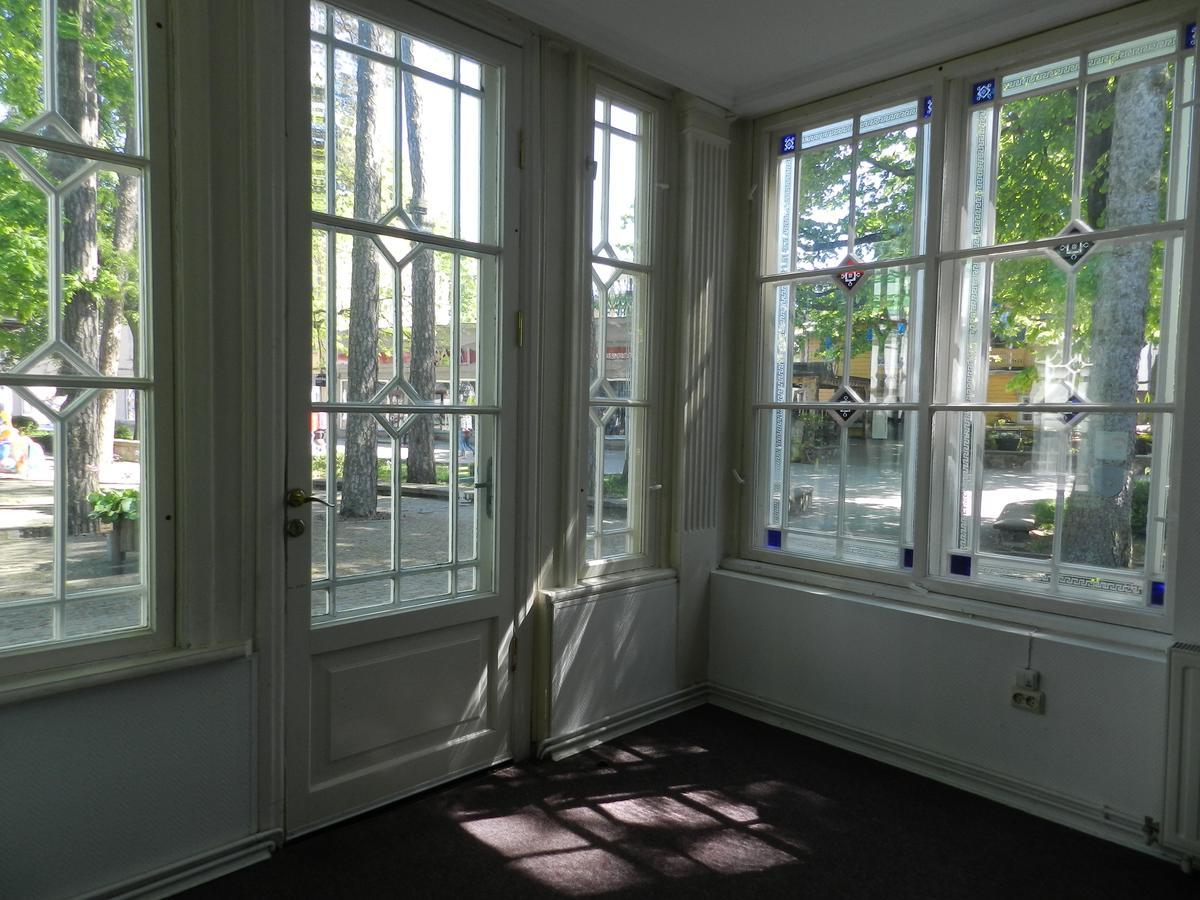 Good Mood Hotel Jūrkalne 外观 照片