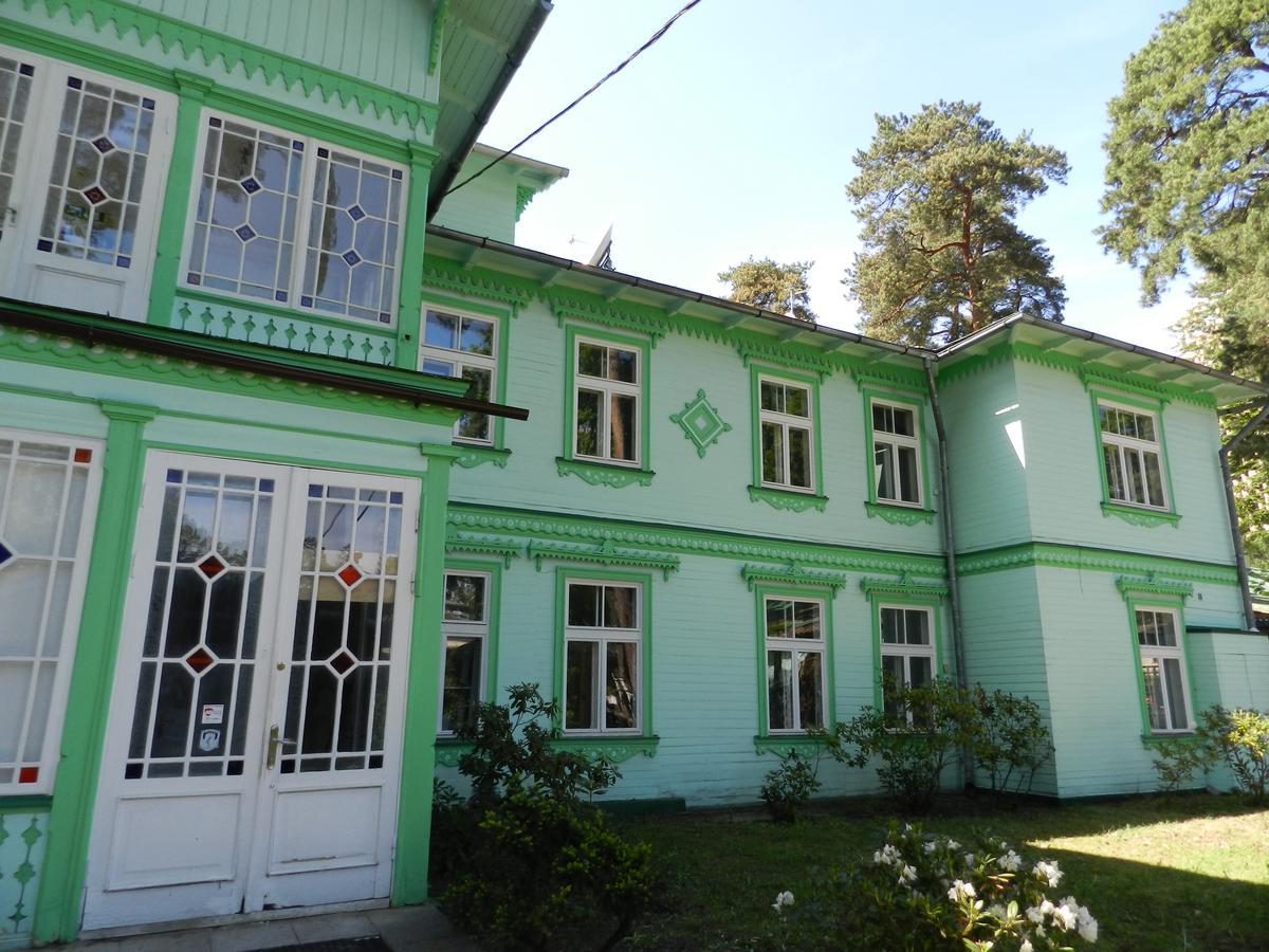 Good Mood Hotel Jūrkalne 外观 照片