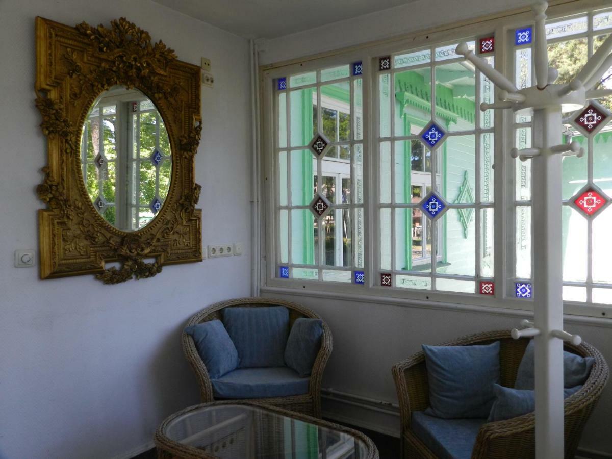 Good Mood Hotel Jūrkalne 外观 照片